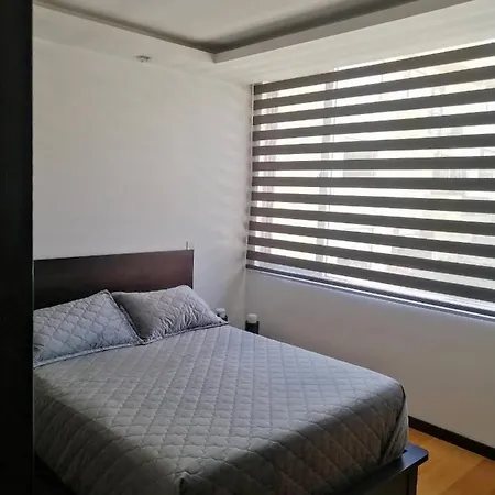 Suite amoblada en el sector del Quito moderno Exterior foto